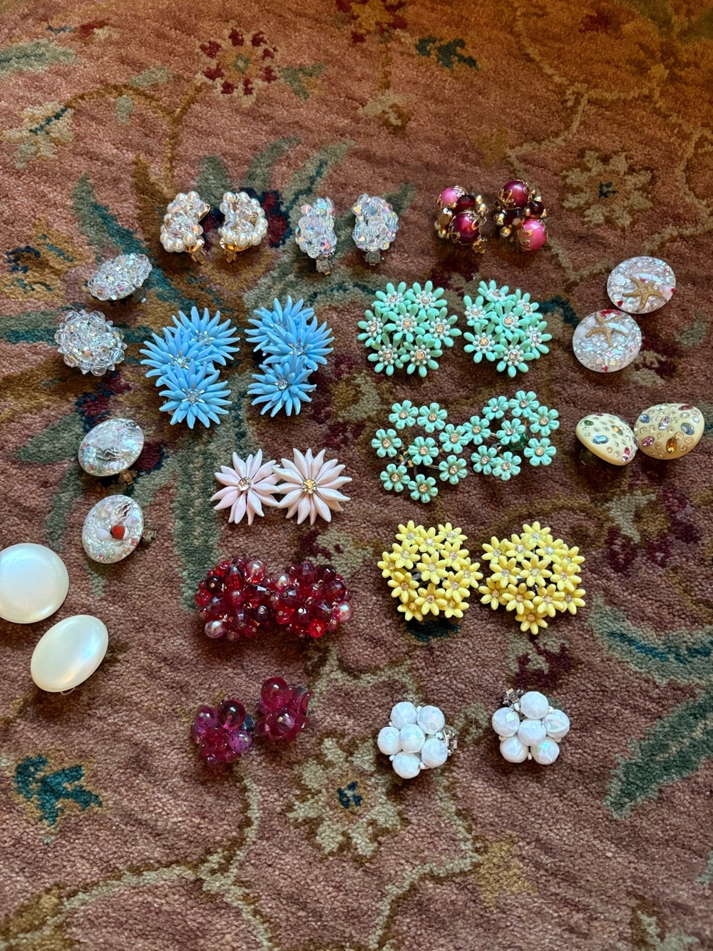 Vintage 50s 60s  Lucite Floral Clip-On Earring Lot
